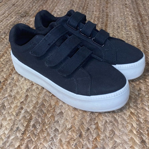 chunky velcro sneakers